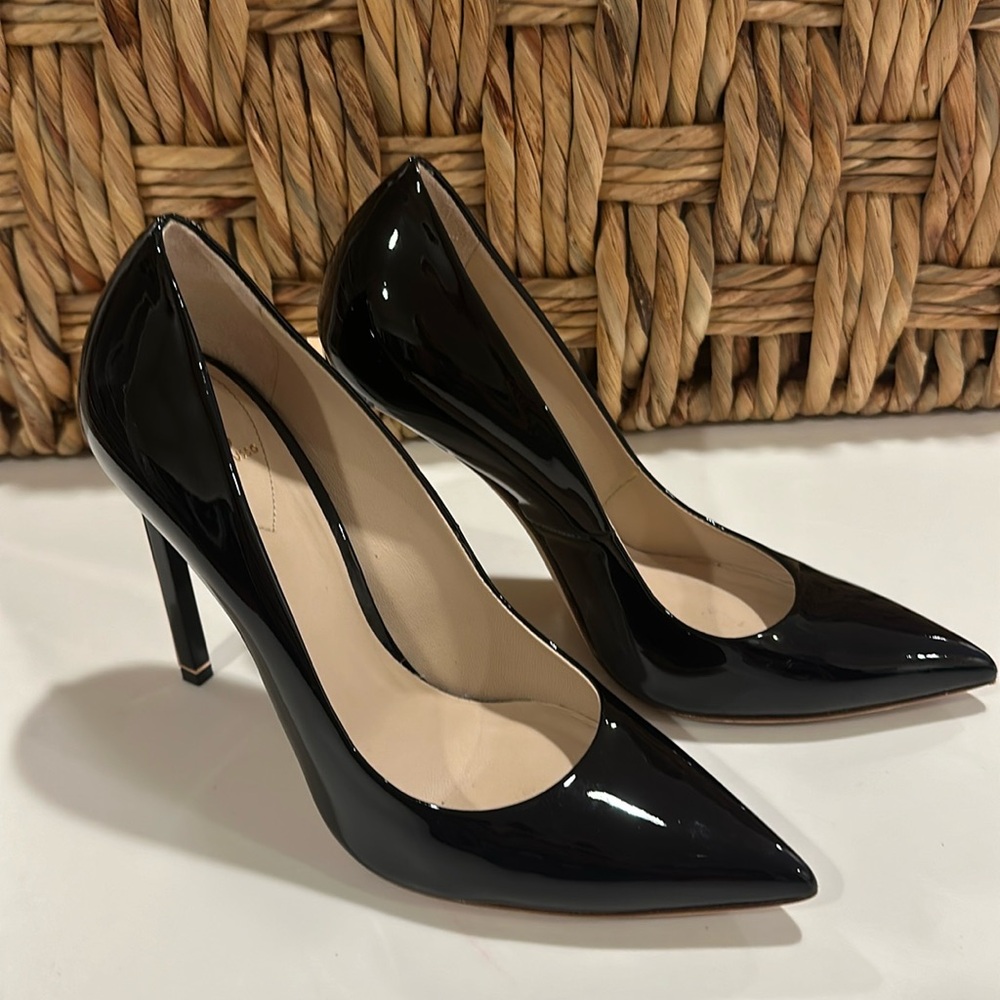 Ralph & Russo black patent leather pumps with gold stiletto